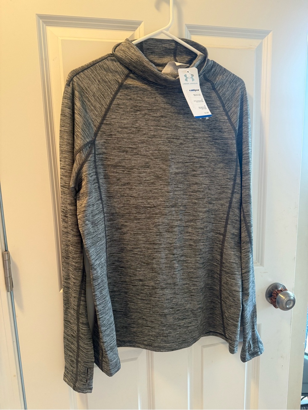 Under Armour women’s Grey Heather Performance cold gear turtleneck